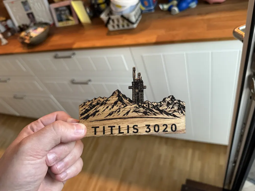 Titlis-Motiv auf Holz